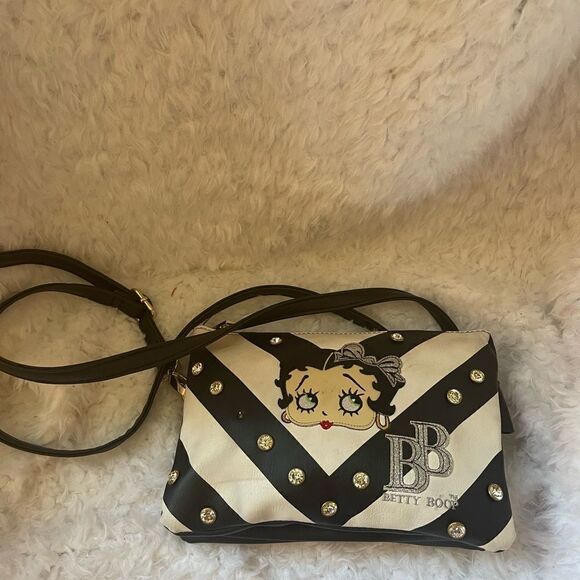 Betty Boop black and white crossbody/shoulder bag with Rhinestones studs. - Picture 9 of 14